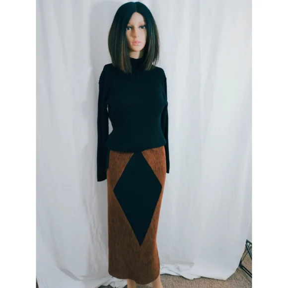 I.AM. GIA Pencil Skirt - Picture 4 of 5